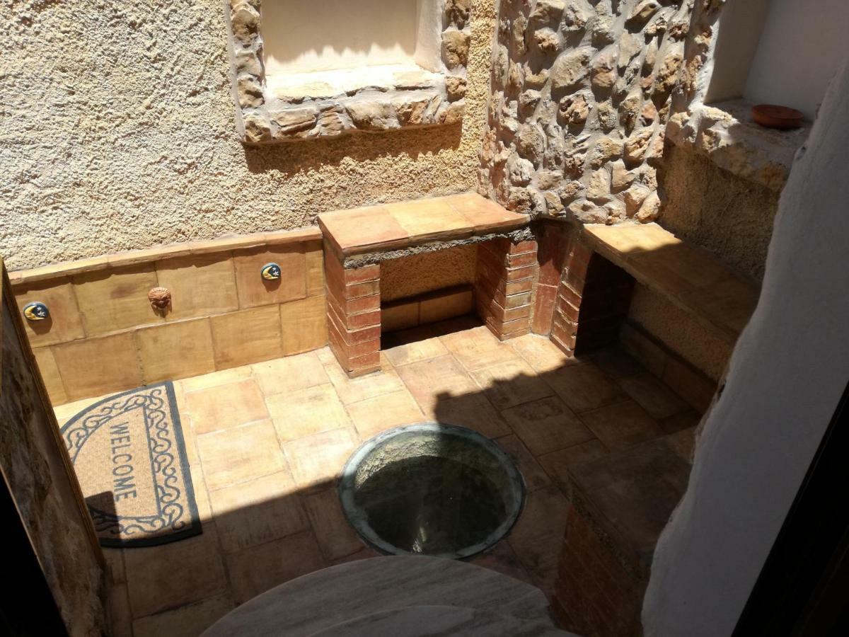 Casa Vacanze Mediterraneo Villa เตร ฟอนตาเน ภายนอก รูปภาพ